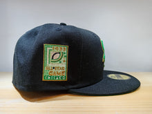 Cargar imagen en el visor de la galería, 59Fifty Chicago White Sox Metallic Green Pop
