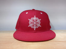 Cargar imagen en el visor de la galería, Gorra 5950 DIONIC SNOWFLAKE ROJA
