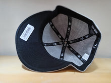Cargar imagen en el visor de la galería, 59Fifty St. Pauli JustFitteds Exclusive New Era  Cap Grey
