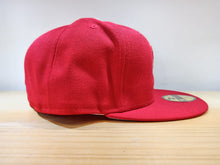 Cargar imagen en el visor de la galería, 59Fifty New Era x OVO Varsity Logo Red
