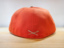 Cargar imagen en el visor de la galería, 59Fifty JustFitteds Orange Metallic
