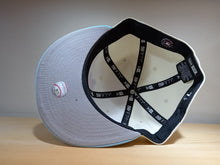 Cargar imagen en el visor de la galería, 59Fifty Blue Jays Toronto Exclusiva Canada
