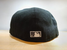 Cargar imagen en el visor de la galería, 59Fifty Pirates Ying and Yang
