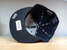 Cargar imagen en el visor de la galería, 59Fifty New York Yankees Basic Navy
