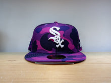 Cargar imagen en el visor de la galería, 59Fifty BAPE x MLB New Era White Sox Purple
