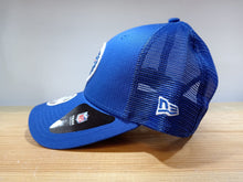 Cargar imagen en el visor de la galería, Buffalo Bills NFL Logo Sparkle 9FORTY Women

