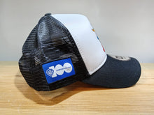 Cargar imagen en el visor de la galería, Pato Lucas X Superman WB 100th Year Looney Tunes X Superhero 9FORTY
