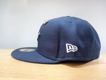 Cargar imagen en el visor de la galería, New Era x Paper Planes Navy 59Fifty
