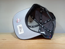 Cargar imagen en el visor de la galería, New York Yankees Gris Youth Ajustable
