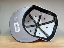 Cargar imagen en el visor de la galería, New York Giants 70th Anniversary 59Day59Fifty
