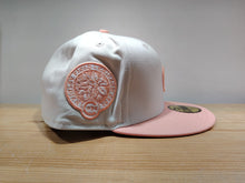 Cargar imagen en el visor de la galería, Chicago Cubs White Crown 59Fifty
