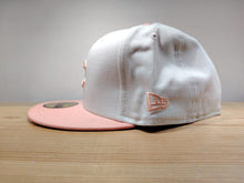 Cargar imagen en el visor de la galería, Chicago Cubs White Crown 59Fifty
