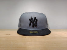 Cargar imagen en el visor de la galería, New York Yankees MLB Classics 59Fifty
