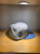 Cargar imagen en el visor de la galería, 59Fifty New York Yankees Color Brush

