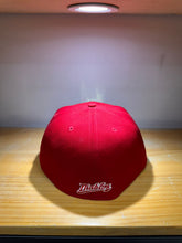 Cargar imagen en el visor de la galería, 59Fifty Diablos Rojos On Field
