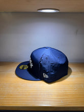 Cargar imagen en el visor de la galería, 59Fifty New York Yankees Script Logo

