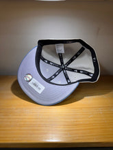 Cargar imagen en el visor de la galería, 59Fifty New York Yankees Color Brush
