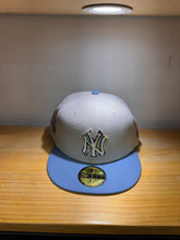 Cargar imagen en el visor de la galería, 59Fifty New York Yankees Color Brush

