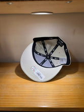 Cargar imagen en el visor de la galería, 59Fifty New York Yankees Floral
