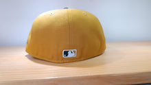 Cargar imagen en el visor de la galería, 59Fifty Chicago White Sox Mostaza

