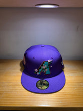 Cargar imagen en el visor de la galería, 59Fifty Arizona Diamond backs Cherry Blossom
