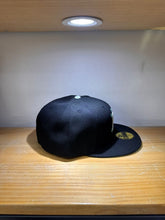 Cargar imagen en el visor de la galería, 59Fifty Born &amp; Raised x Diablos Rojos
