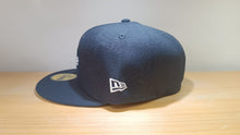 Cargar imagen en el visor de la galería, 59Fifty Supreme Box Logo Champions Navy
