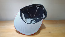 Cargar imagen en el visor de la galería, 59Fifty Supreme Reaper Navy/Red
