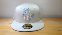 Cargar imagen en el visor de la galería, 59Fifty New York Yankees Floral

