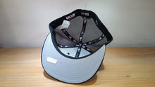 Cargar imagen en el visor de la galería, 59Fifty New York Yankees Trucker

