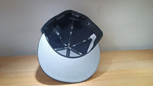 Cargar imagen en el visor de la galería, 59Fifty Supreme Box Logo Champions Navy
