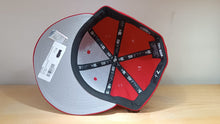Cargar imagen en el visor de la galería, 59Fifty Chicago Blackhawks Classic Red

