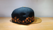Cargar imagen en el visor de la galería, 59Fifty Detroit Tigers Floral Vine
