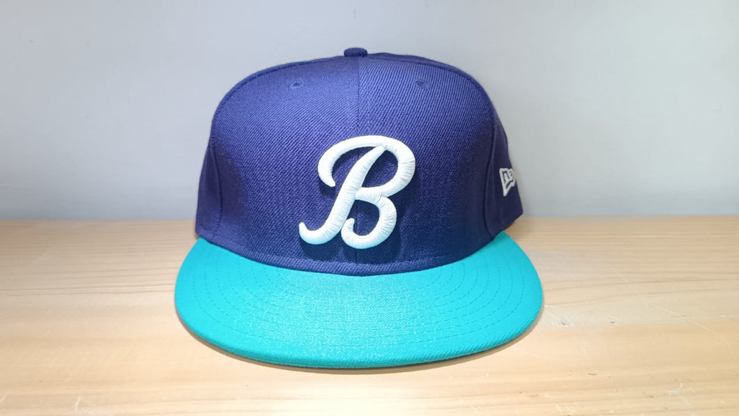 59Fifty Black Scale B logo