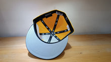 Cargar imagen en el visor de la galería, 59Fifty Supreme Reaper Amarilla
