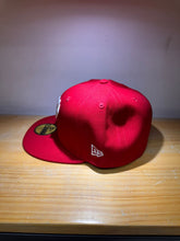 Cargar imagen en el visor de la galería, 59Fifty Diablos Rojos On Field
