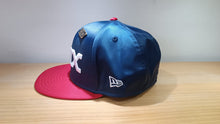 Cargar imagen en el visor de la galería, 59Fifty Chicago White Sox Retro Satín
