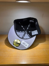 Cargar imagen en el visor de la galería, 59Fifty Ren y Stimpy Stars
