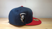 Cargar imagen en el visor de la galería, 59Fifty Supreme Reaper Navy/Red
