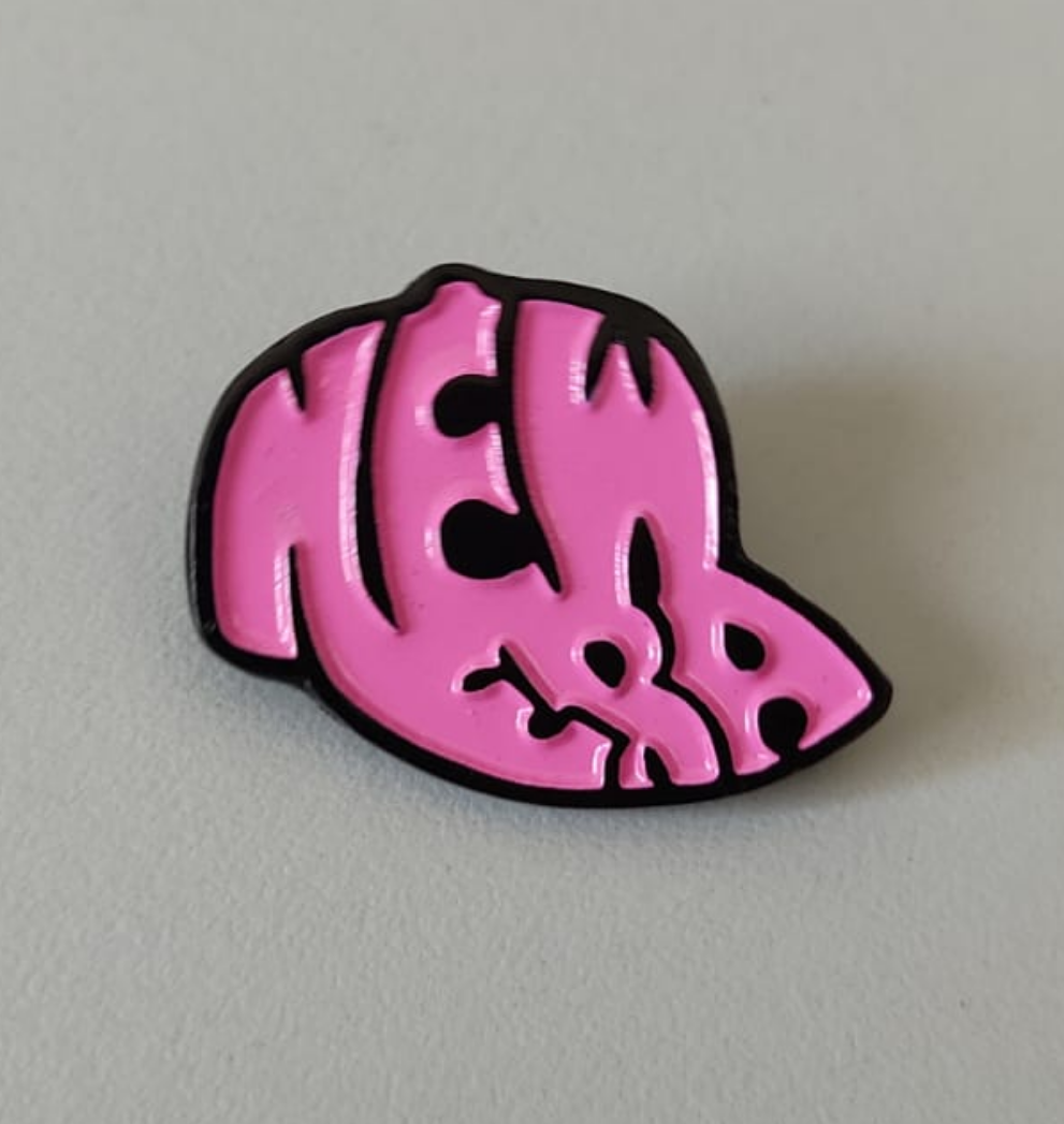 Pin New Era Logo Retro Pink